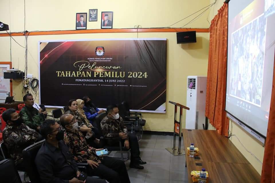 Plt Walikota Pematangsiantar Diwakili Asisten III Saksikan Peluncuran Tahapan Pemilu 2024 di Kantor KPUD Pematangsiantar