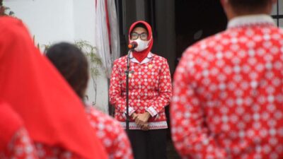 Plt Wali Kota Pematang Siantar Motivasi Pegawai Di Lingkungan Kantor Camat Siantar Marihat Dan Menyapa Masyarakat Di Kelurahan