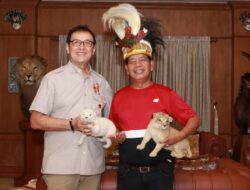 Berencana Bangun Taman Hewan di Simalungun, Radiapoh Temui Presiden International WildLife Museum & Gallery Medan DR  H Rahmat Shah