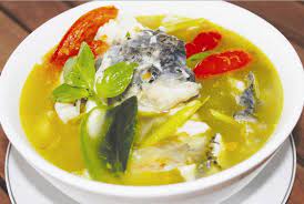 Resep dan Cara Membuat Sup Ikan Gurame Bening Asam Manis Pedas