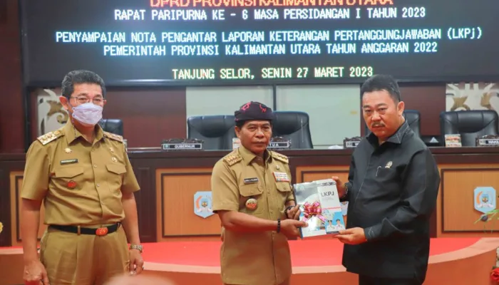 Gubernur dan Wagub Kaltara hadiri Rapat Paripurna ke-6, Penyampaian LKPj Kepala Daerah TA 2022