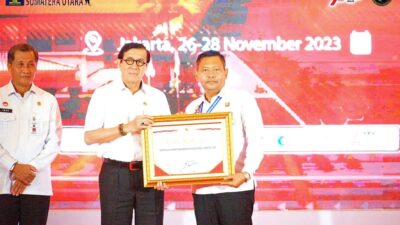 Kakanwil Sumut Terima Penghargaan Terbaik Ke-3 Kategori Pelatihan MOOC Kemenkumham Pada Rakor Evaluasi Capaian Kinerja BPSDM Kumham