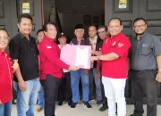 Robinson Sitorus Mantapkan Langkah Ambil Formulir Pendaftaran Balon Bupati Toba PDIP, Terjawab Sudah Keraguan Masyarakat!