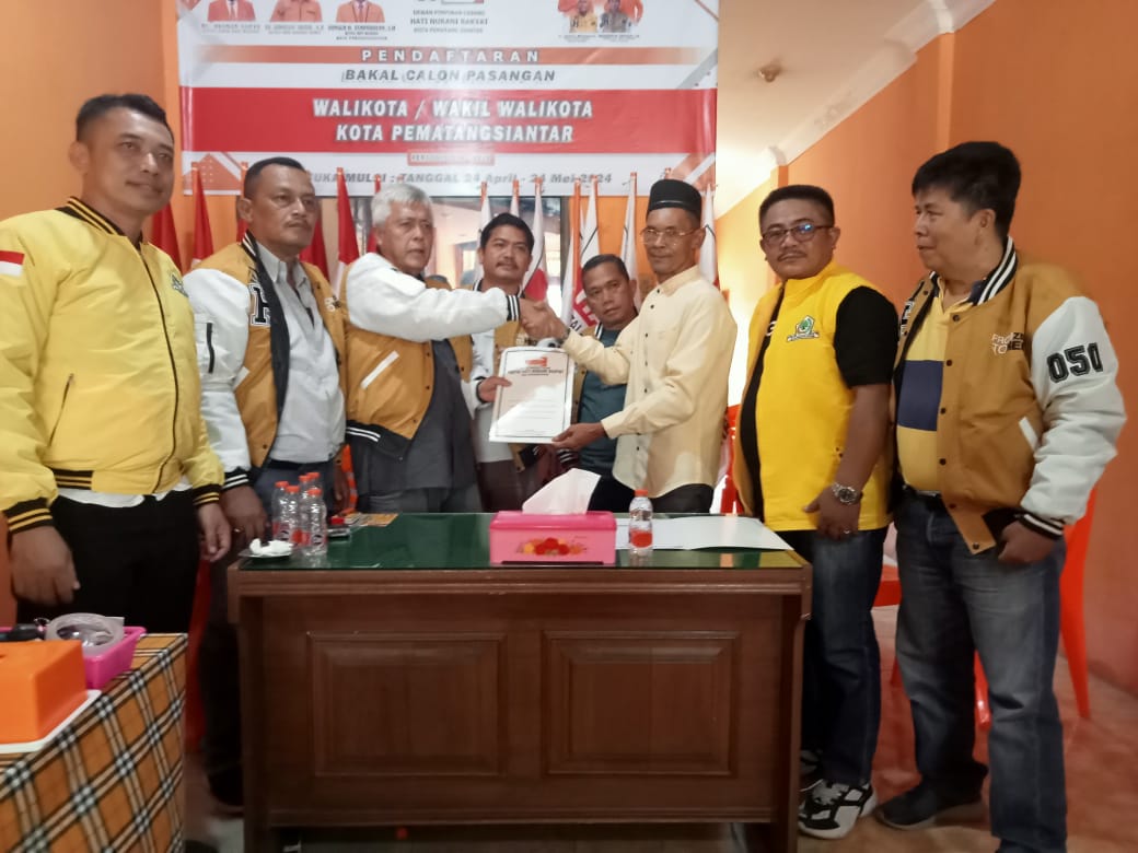 Mangatas Silalahi Kembalikan Formulir Pendaftaran Ke Partai Hanura
