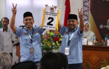 Paslon H. Anton Saragih dan Benny Gusman Sinaga Resmi Mendapatkan Nomor Urut 2 di Pilkada Simalungun 2024, Himbau Pendukung untuk Kampanye Damai