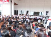 Ucapan Selamat Jalan dan Lambaian Tangan dari Bupati Humbahas Mengiringi Pemberangkatan Jenazah Drg. Hasudungan Silaban, M.Kes