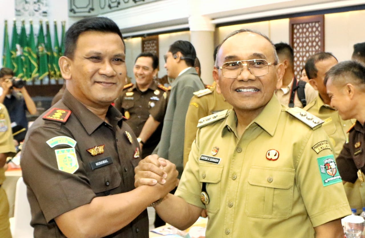 Bupati Simalungun Tantatangani MoU Terkait Penguatan Integritas Pelaksanaan Pidana Kerja Sosial Bagi Pelaku Tipiring